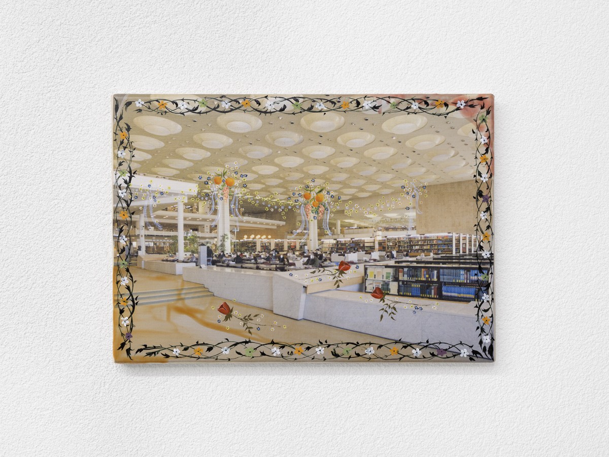 Elif Saydam, «Staatsbibliothek (Stabi), Potsdamer Platz», 2022, Inkjet print, varnish and oil on canvas, 30 x 21 cm 