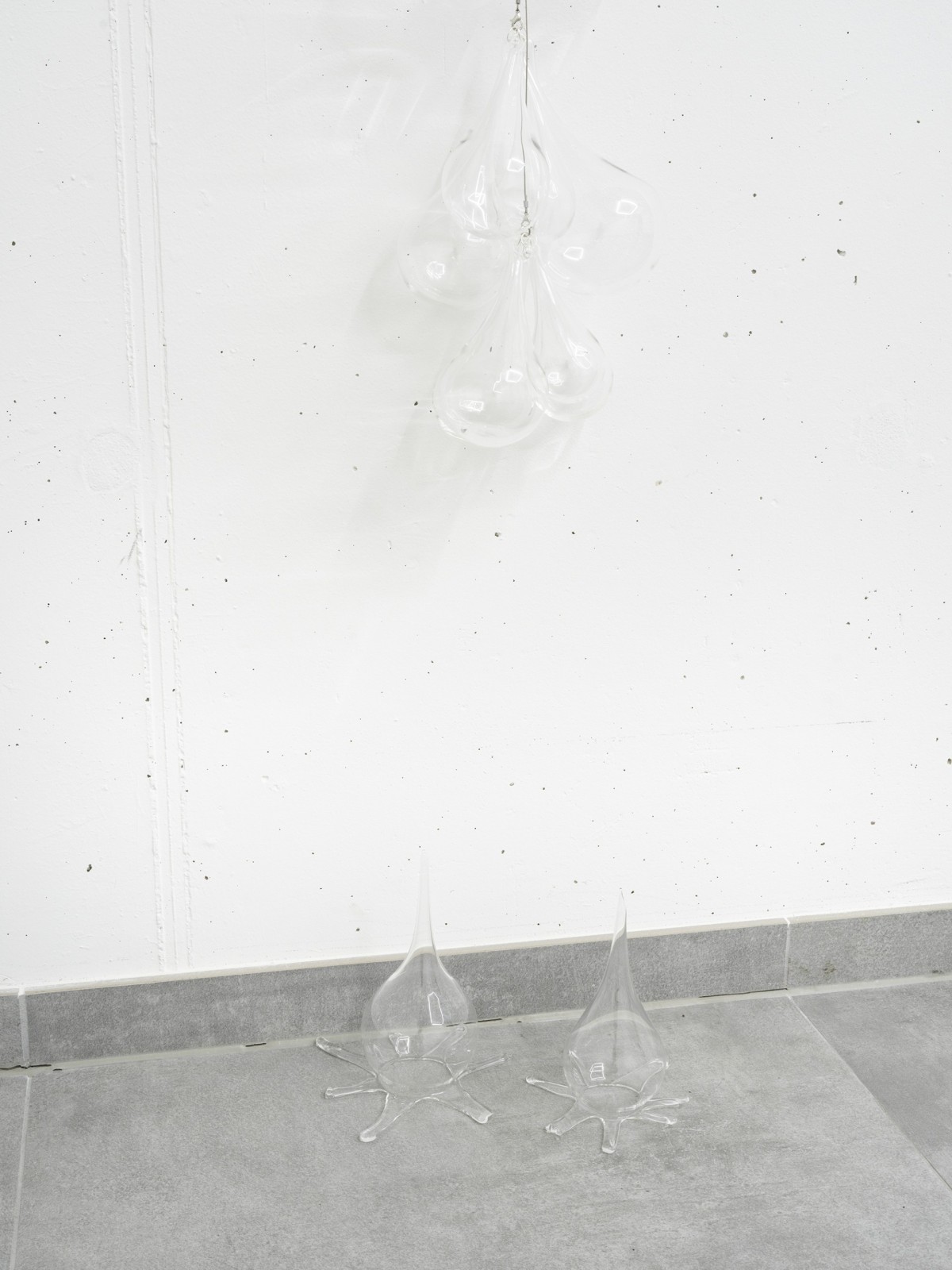 Giovanna Belossi, Good by to them, he had to go, 2022, transfer, wire, metal, glass, All Stars, Lausanne